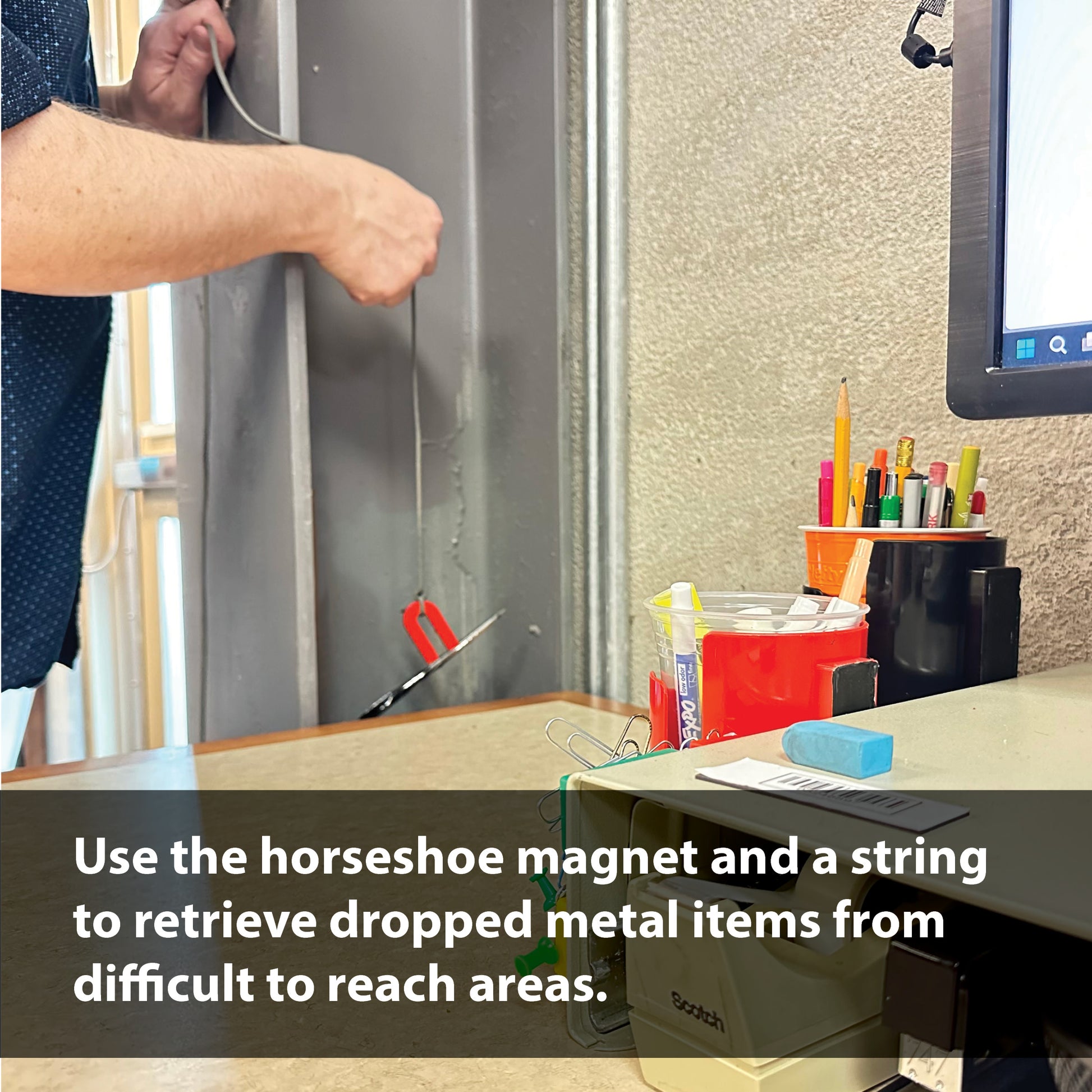 Load image into Gallery viewer, 07225 Alnico Horseshoe Magnet with Keeper - Specifications
