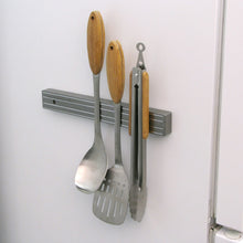 Load image into Gallery viewer, 07576 12&quot; Magnetic Tool Bar¸ Magnetic Mount - In Use