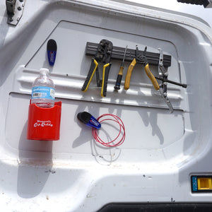07577 12" Magnetic Tool Bar¸ Magnetic Mount - In Use