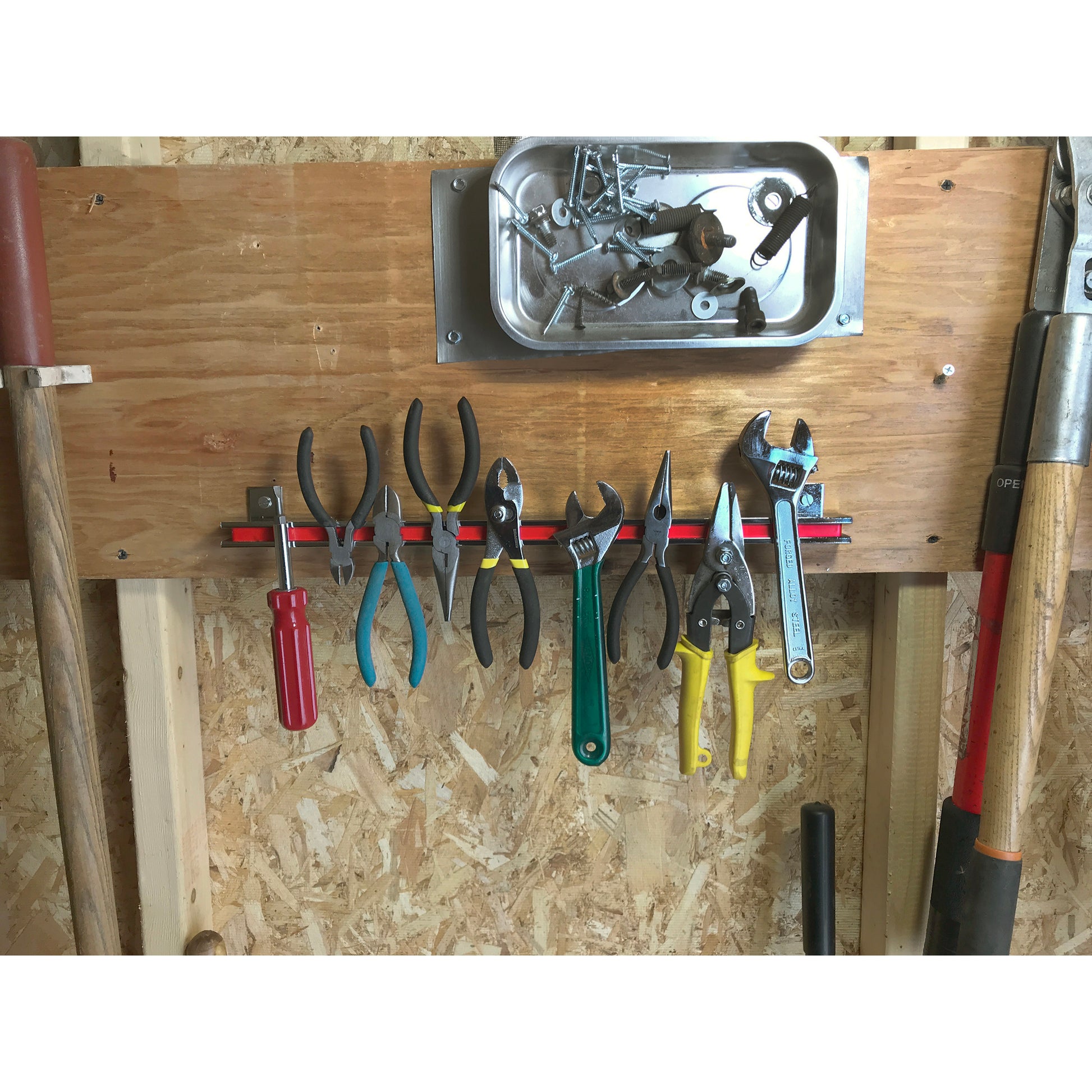 Load image into Gallery viewer, AMC18PLC 18&quot; Magnetic Tool Bar¸ Screw Mount - In Use