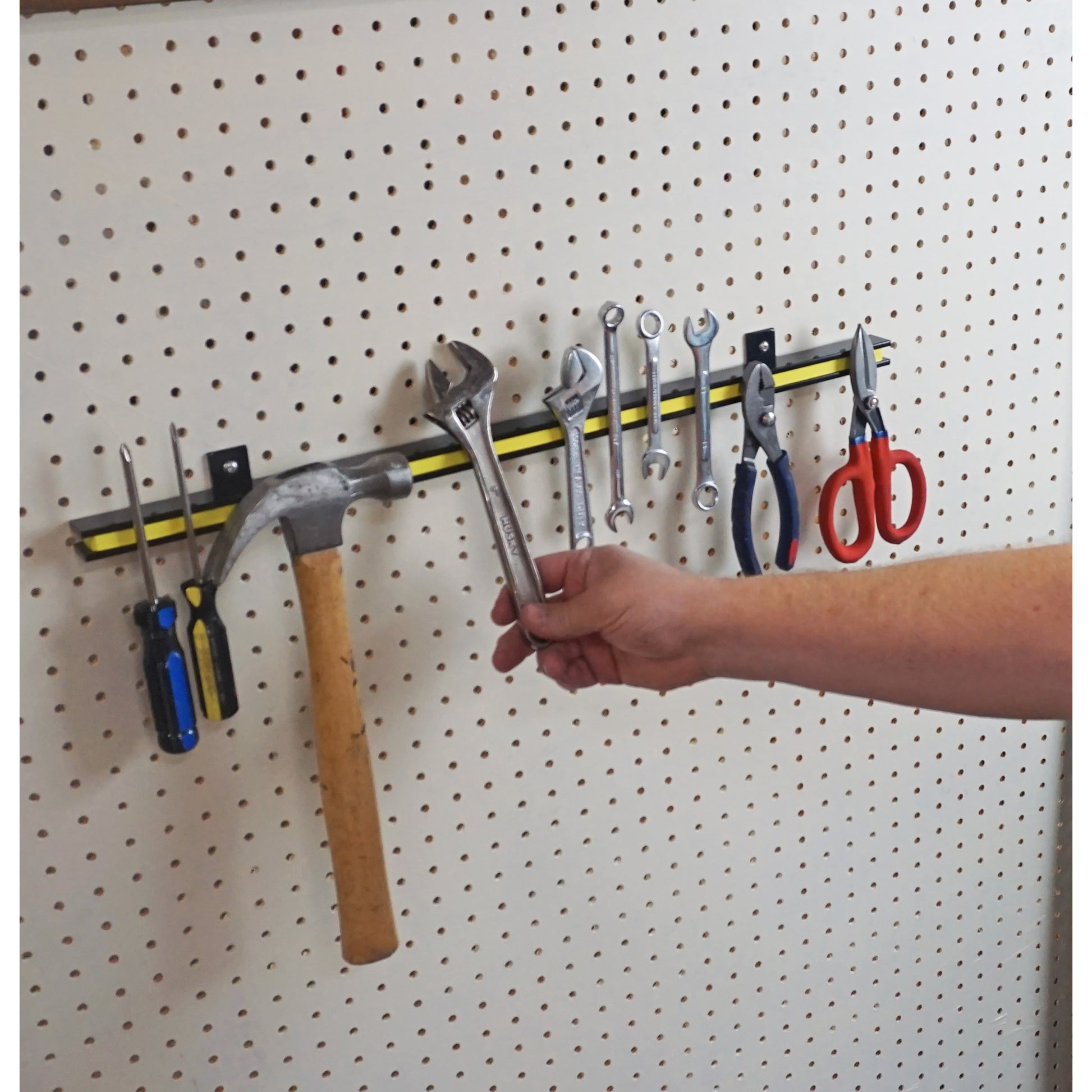 Load image into Gallery viewer, 07661 24&quot; Magnetic Tool Bar¸ Screw Mount - In Use