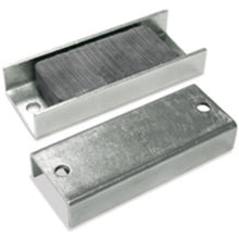 Load image into Gallery viewer, 07575 Ceramic Latch Magnet Channel Assembly - 45 Degree Angle View