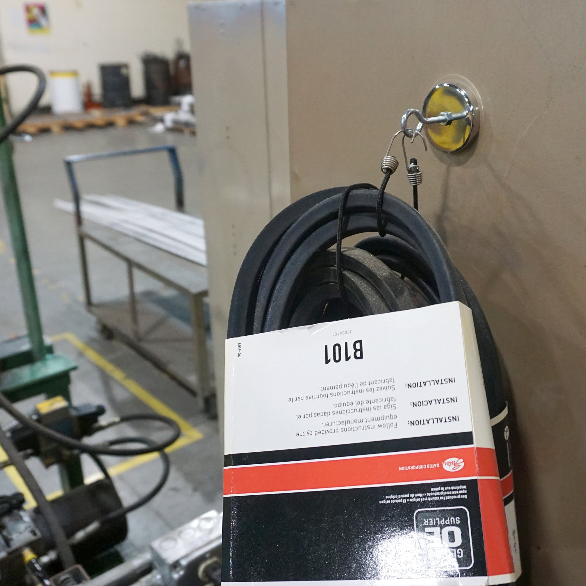 Load image into Gallery viewer, RB50EB Ceramic Round Base Magnet with Eyebolt - In Use
