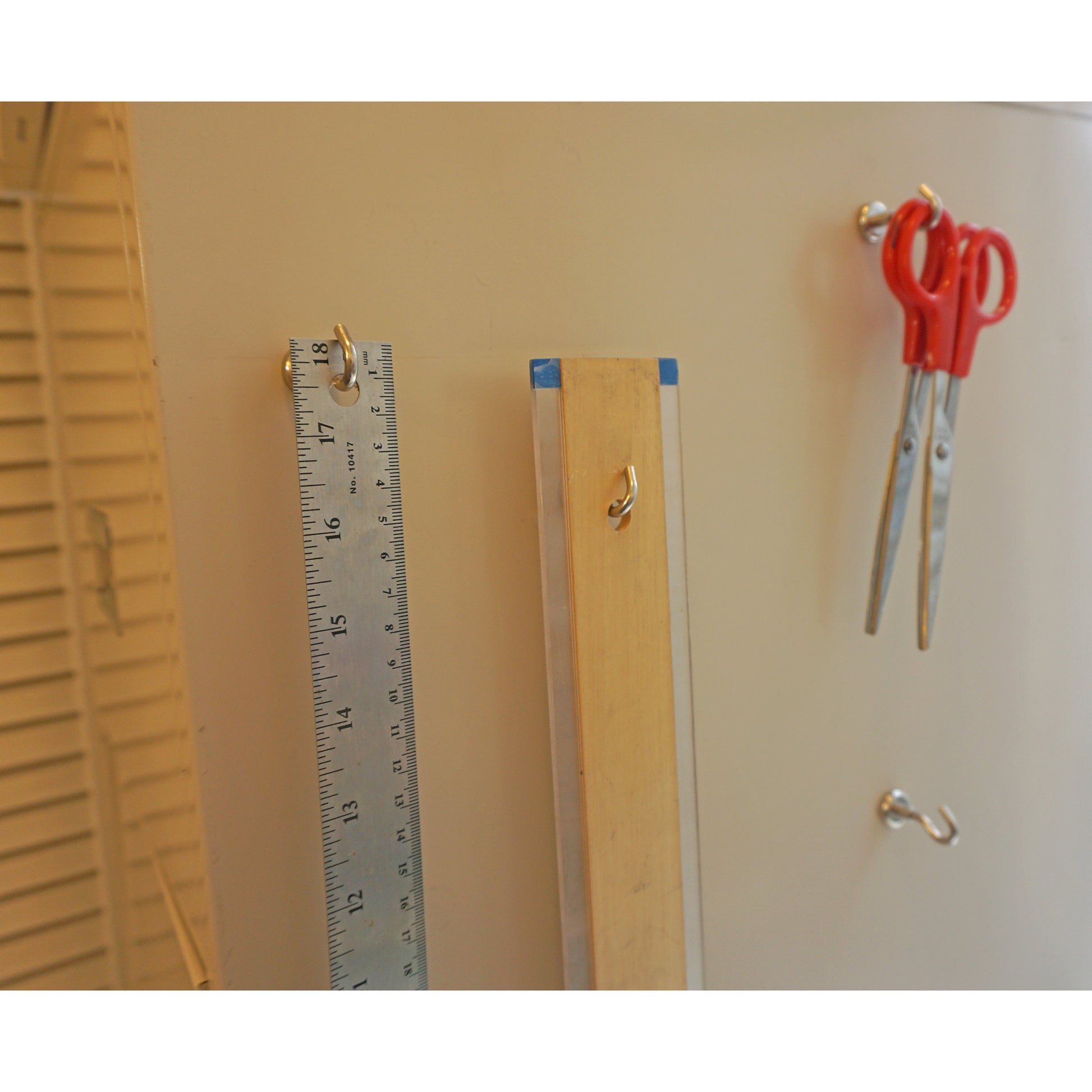 Load image into Gallery viewer, NACK063 Grade 42 Neodymium Magnetic Hook - In Use