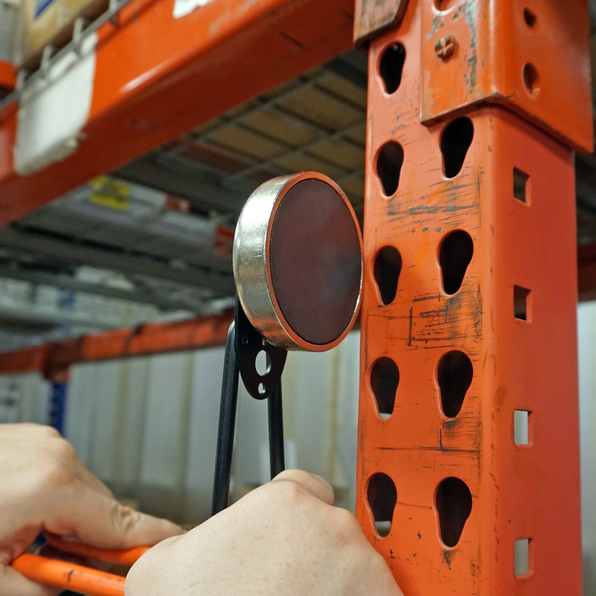 Load image into Gallery viewer, CACM300 Heavy-Duty Ceramic Round Base Magnet with Male Thread - In Use