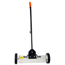 Load image into Gallery viewer, 07543 Magnetic Floor Sweeper with Quick Release - Front View