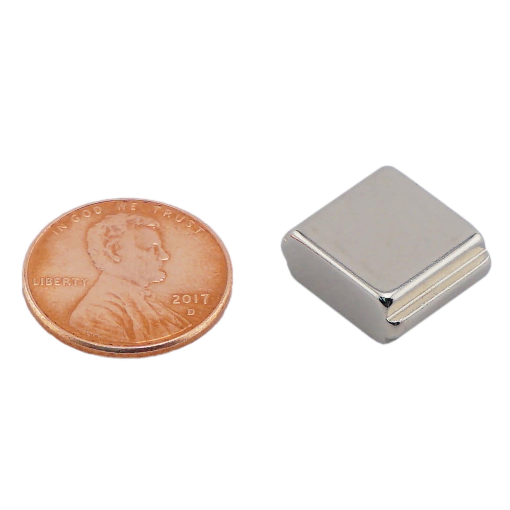 Load image into Gallery viewer, NBGO002501N Neodymium Block Magnet with groove - Compared to Penny for Size Reference