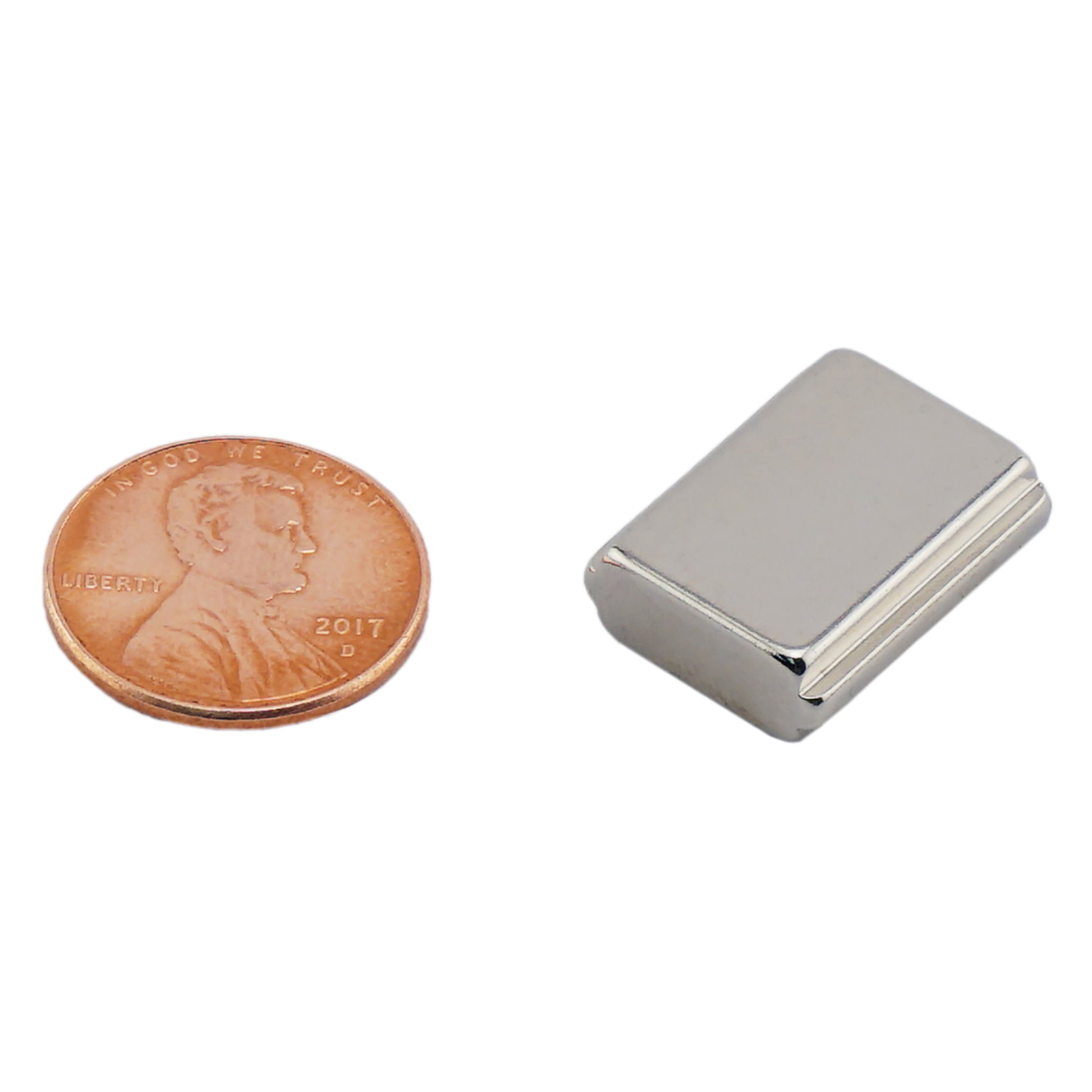 Load image into Gallery viewer, NBGO002502N Neodymium Block Magnet with groove - Compared to Penny for Size Reference