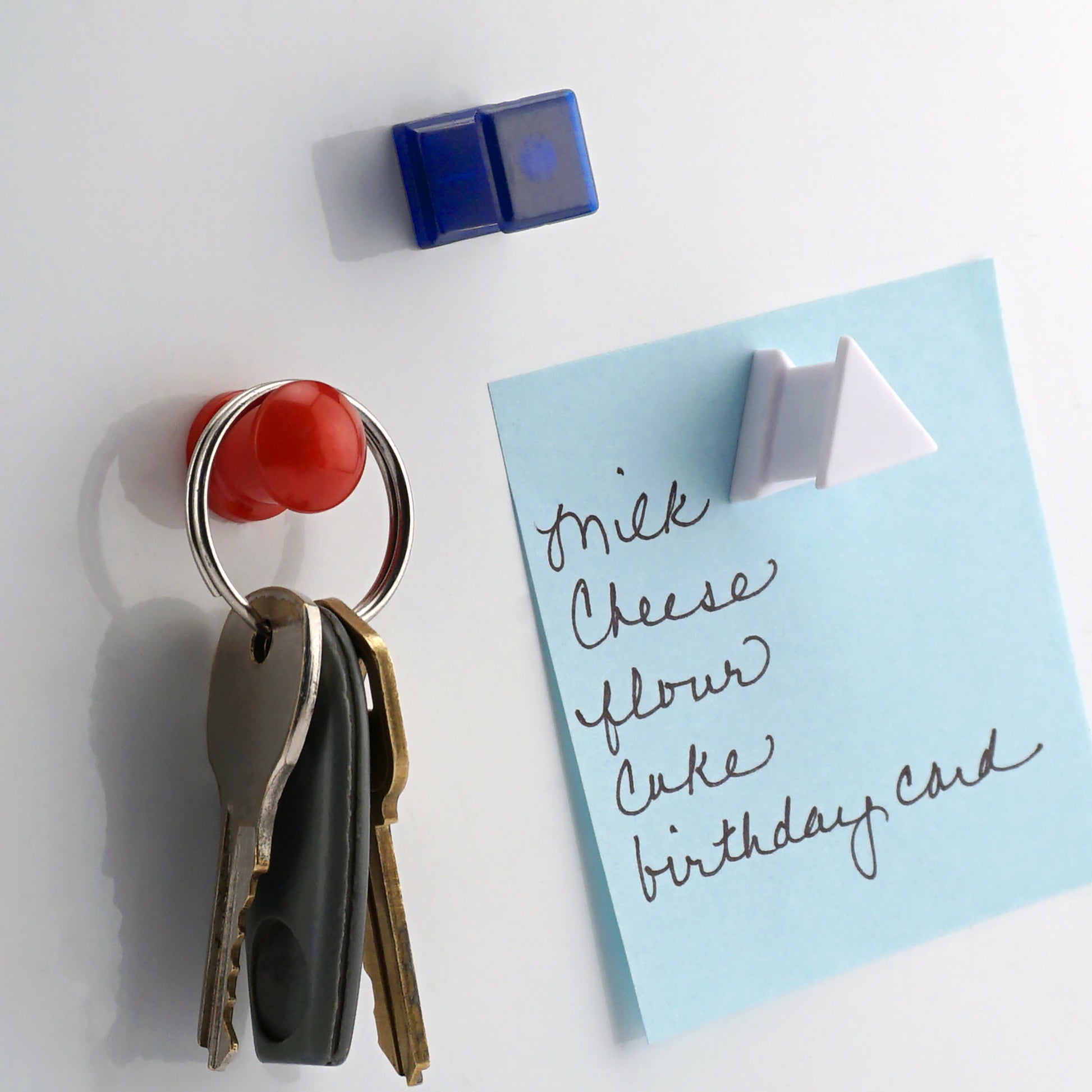 Load image into Gallery viewer, 07507 Neodymium Magnetic Push Pins (6pk) - In Use
