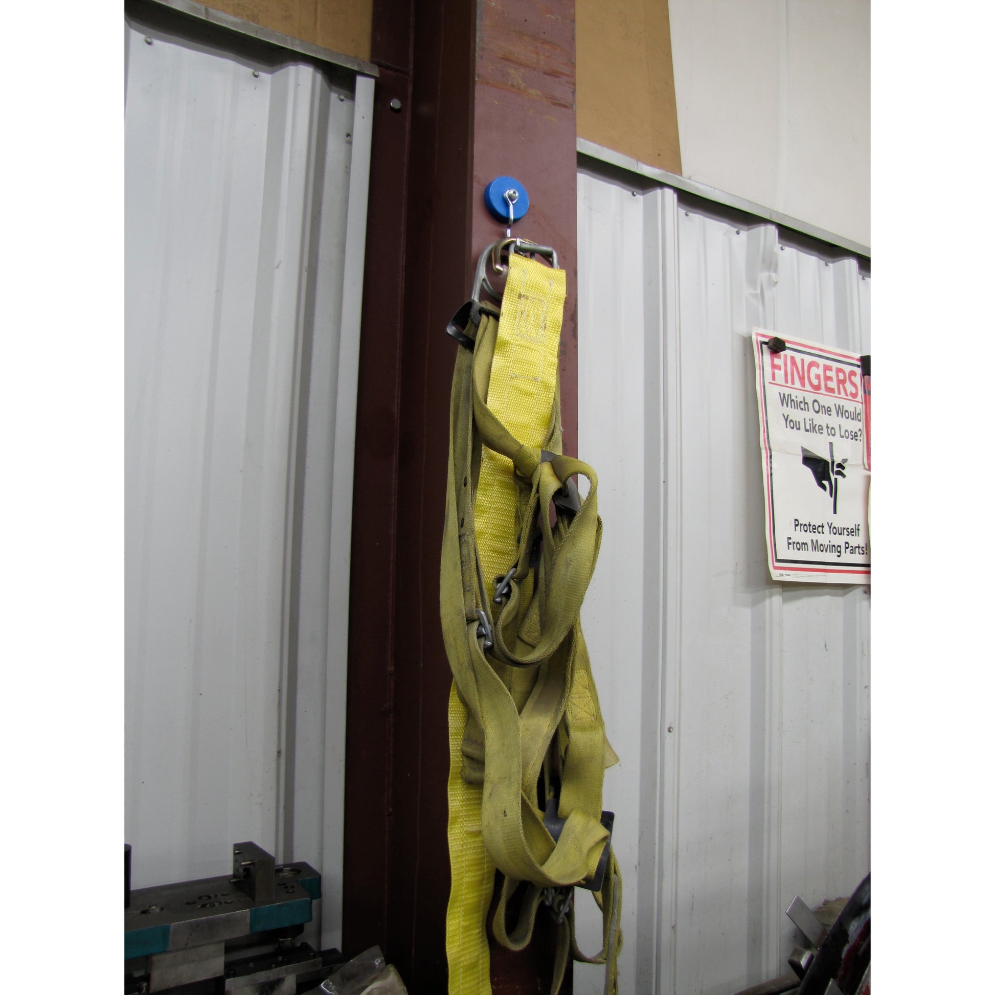 Load image into Gallery viewer, 07529 Reversible Magnetic Hook - In Use