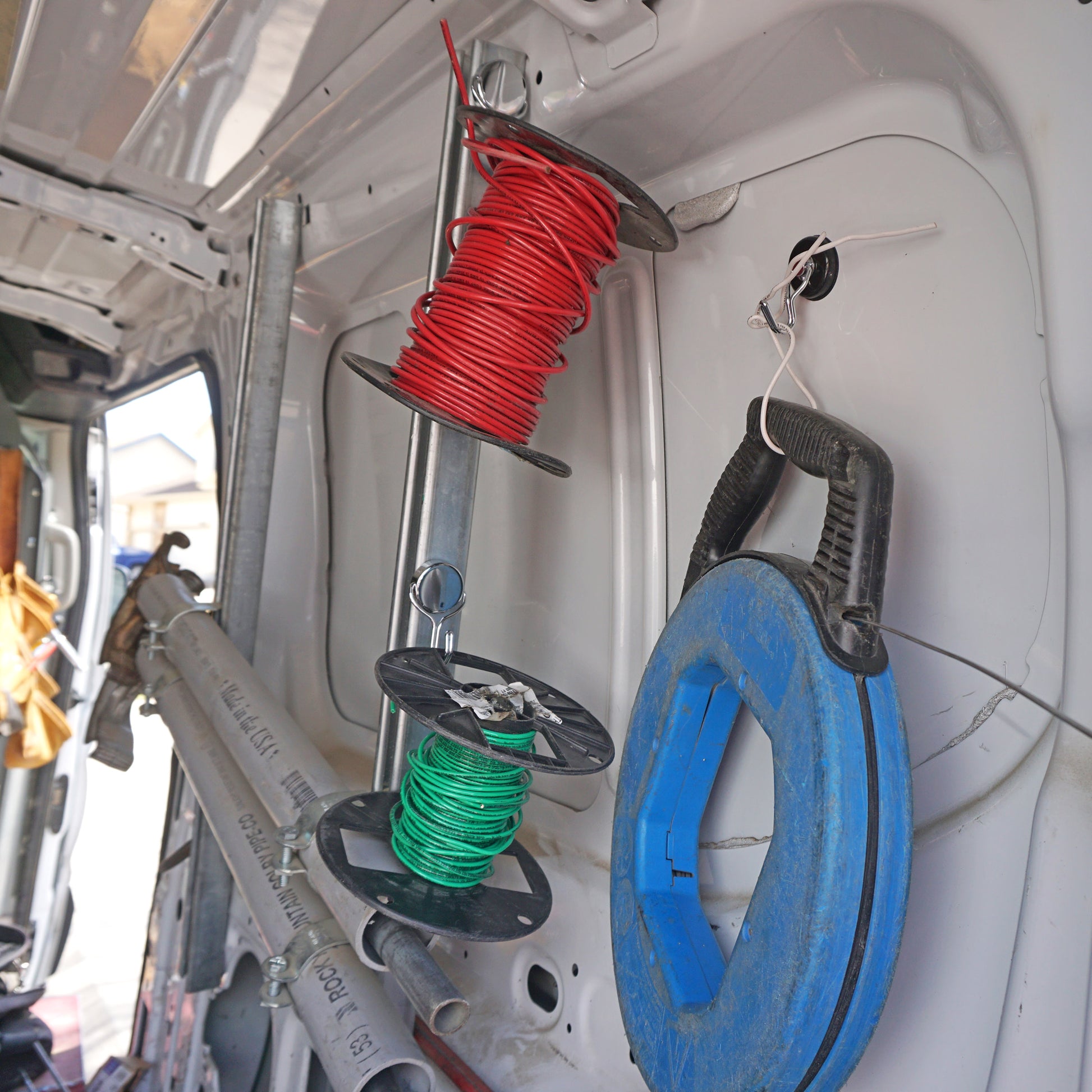 Load image into Gallery viewer, MHHH07548BX Super Blue™ Swinging Magnetic Hook - In Use