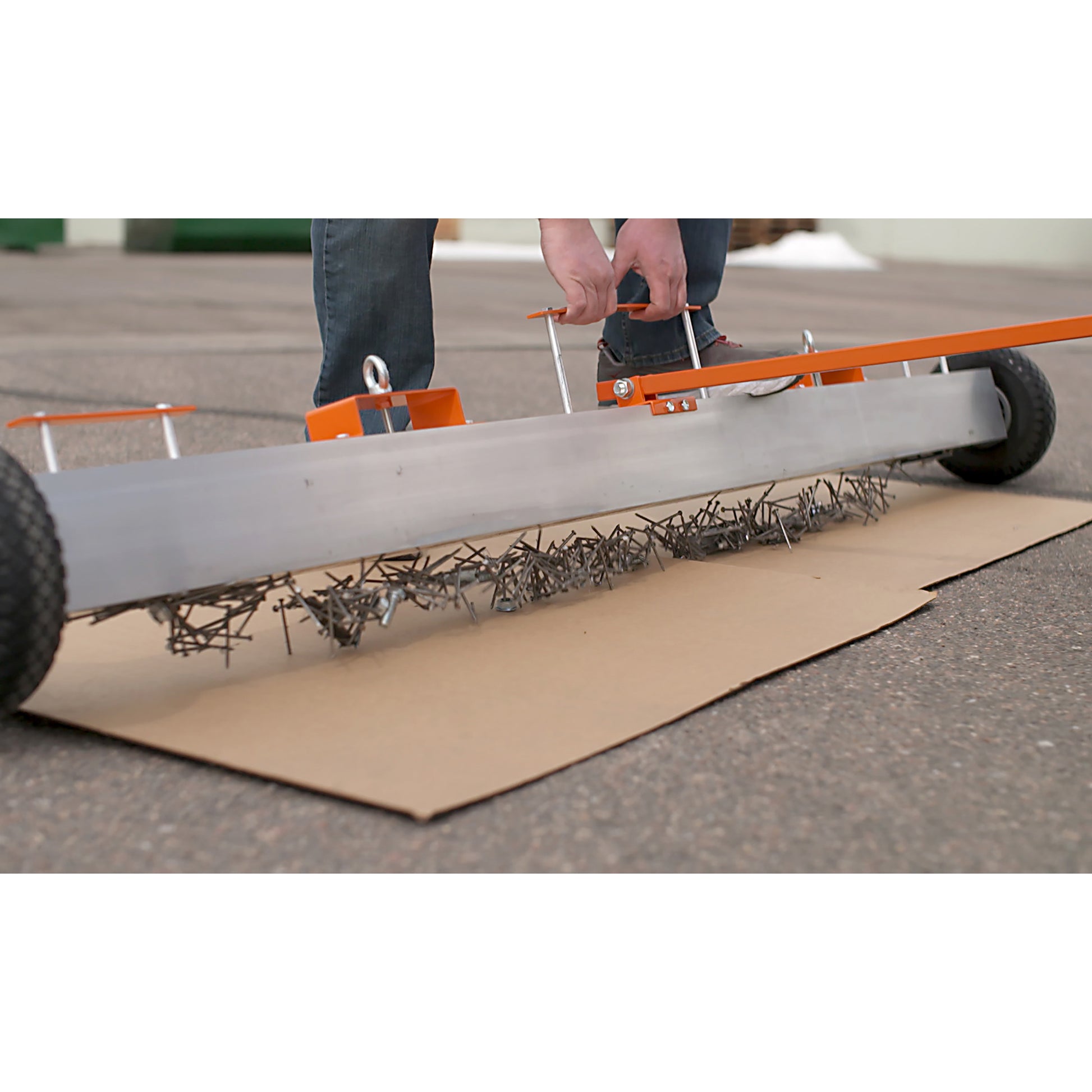 Load image into Gallery viewer, VSM-84 VersaSWEEP™ 4-in-1 Magnetic Sweeper with Quick Release - Tow Releasing Load